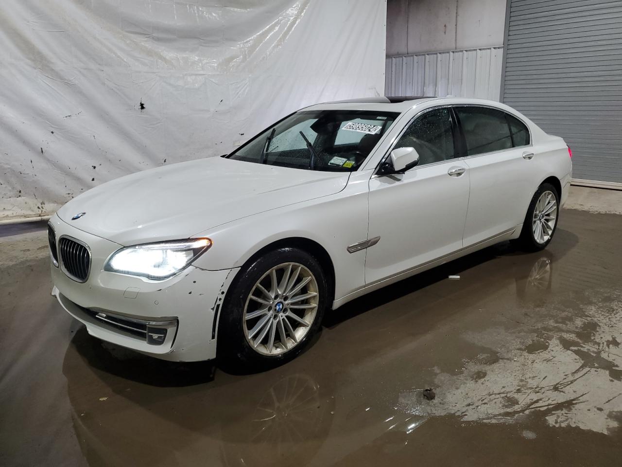 BMW 7 SERIES 2015