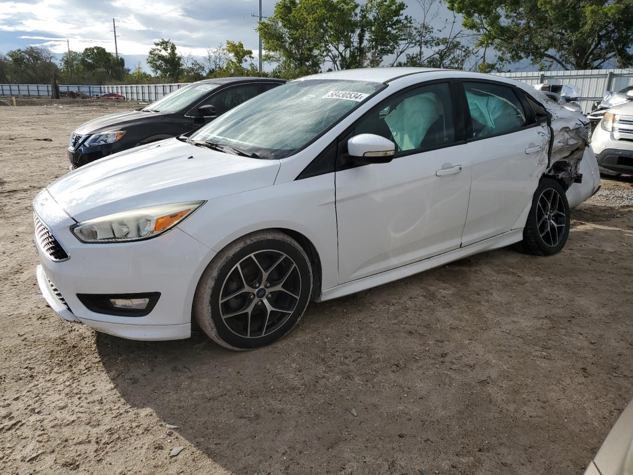 FORD FOCUS SE 2015