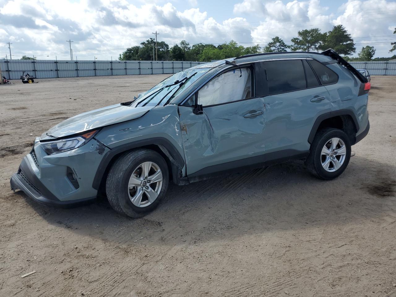 TOYOTA RAV4 2021