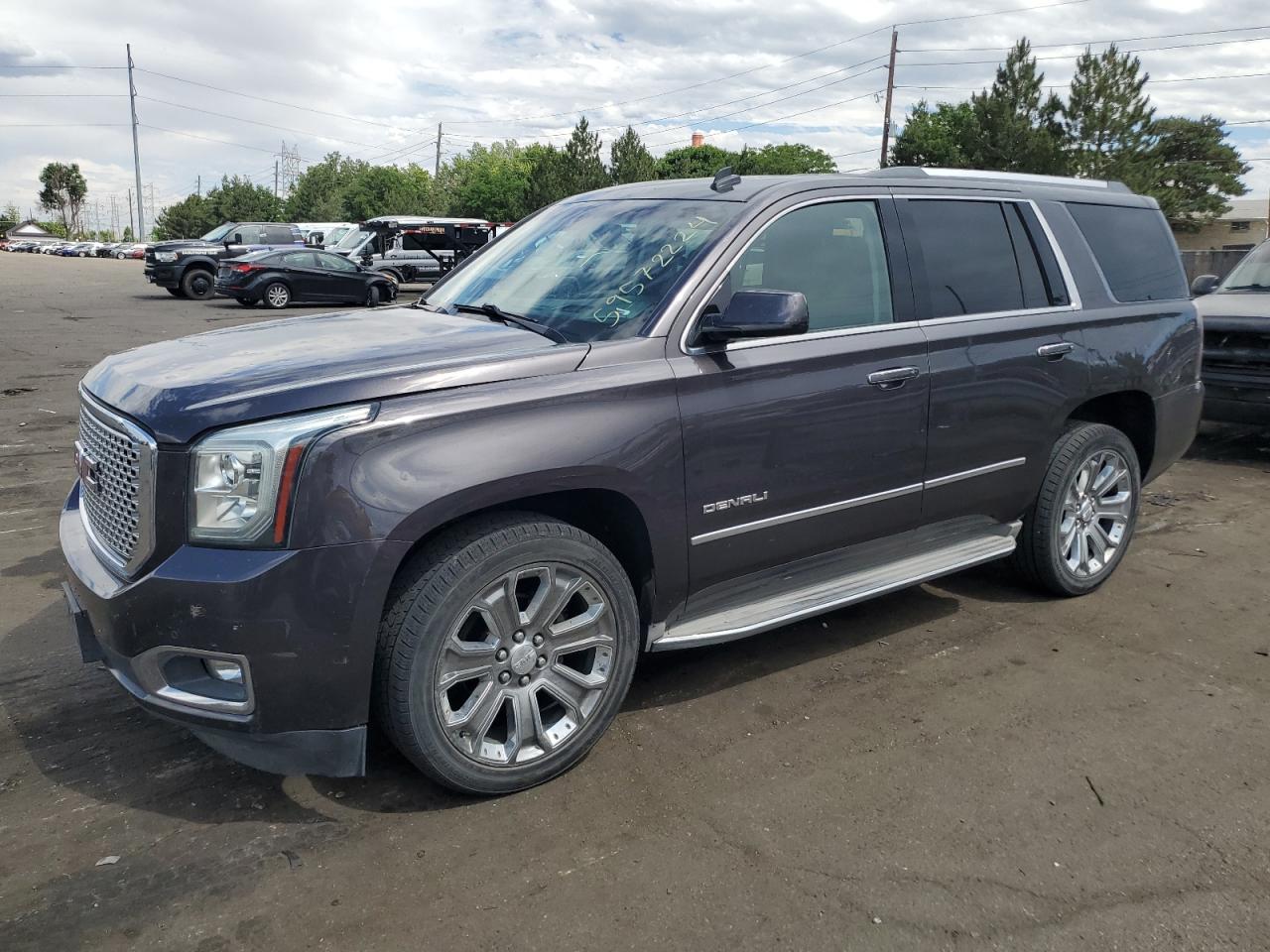 GMC YUKON DENA 2015