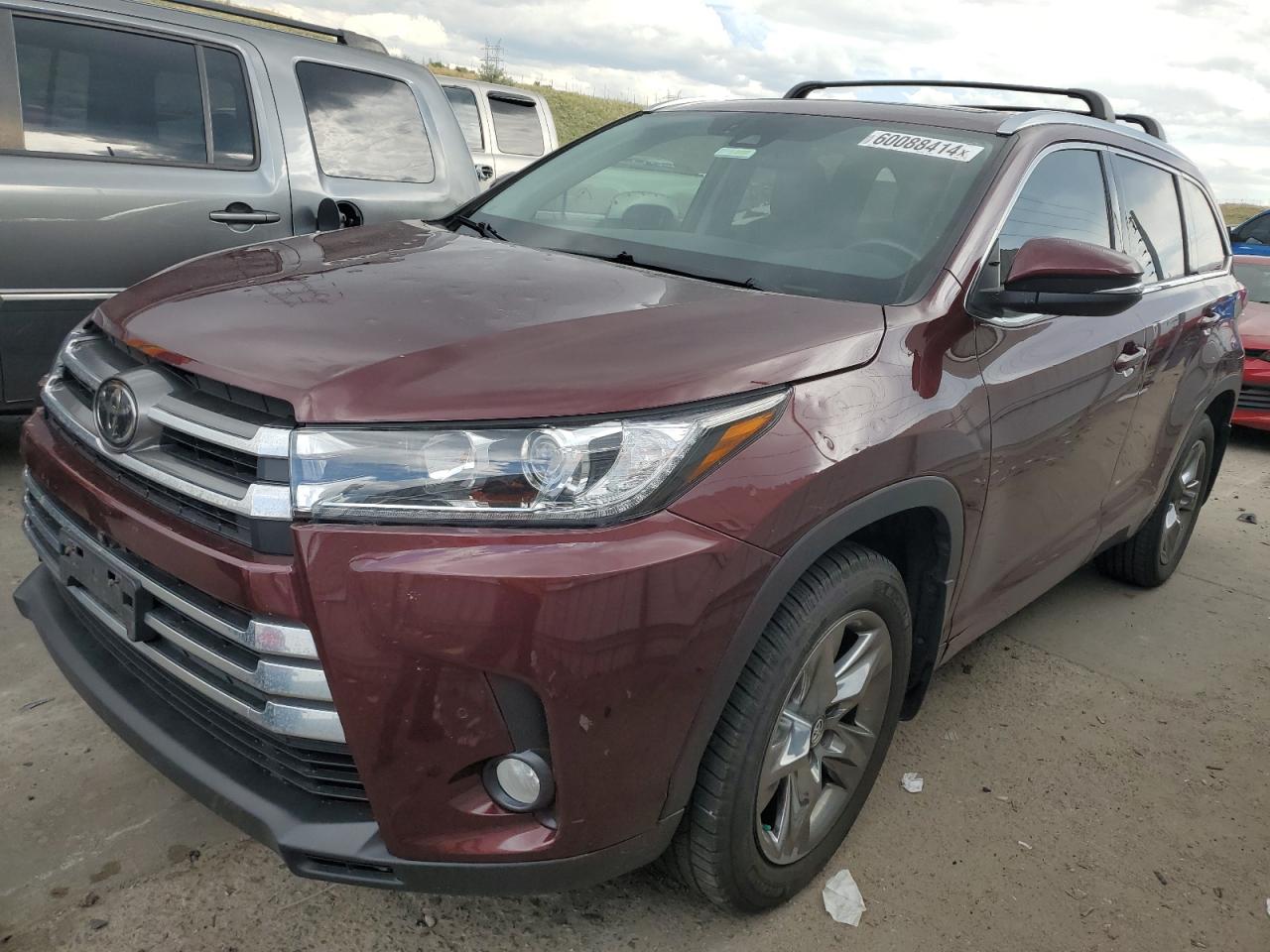 TOYOTA Highlander 2017