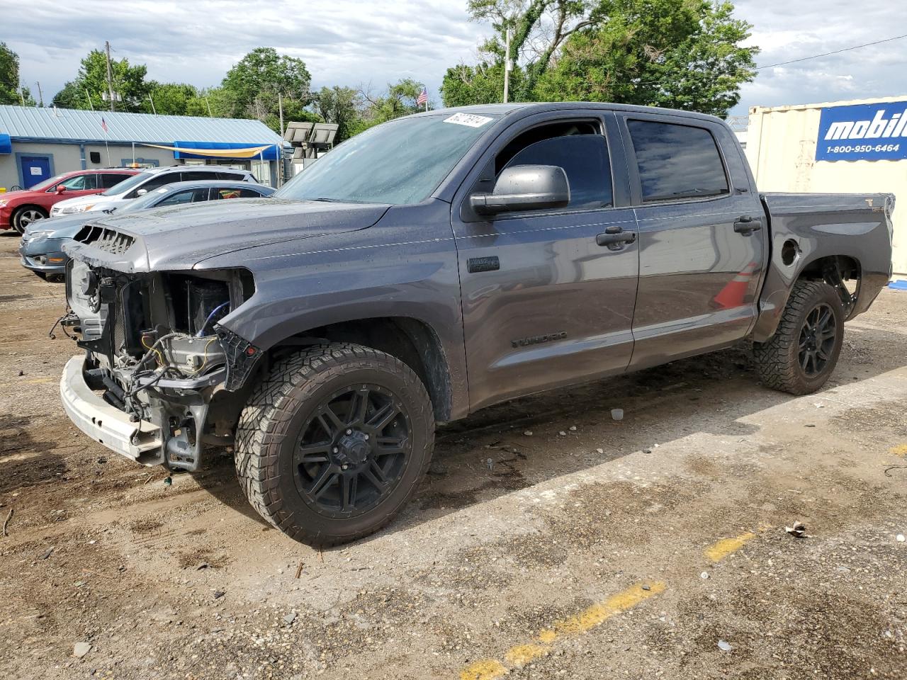 TOYOTA TUNDRA CRE 2018