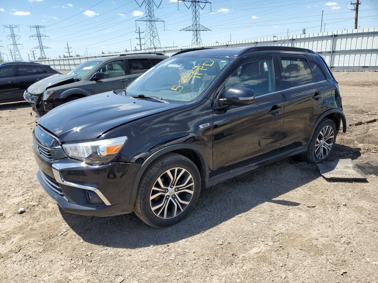 MITSUBISHI OUTLANDER 2016