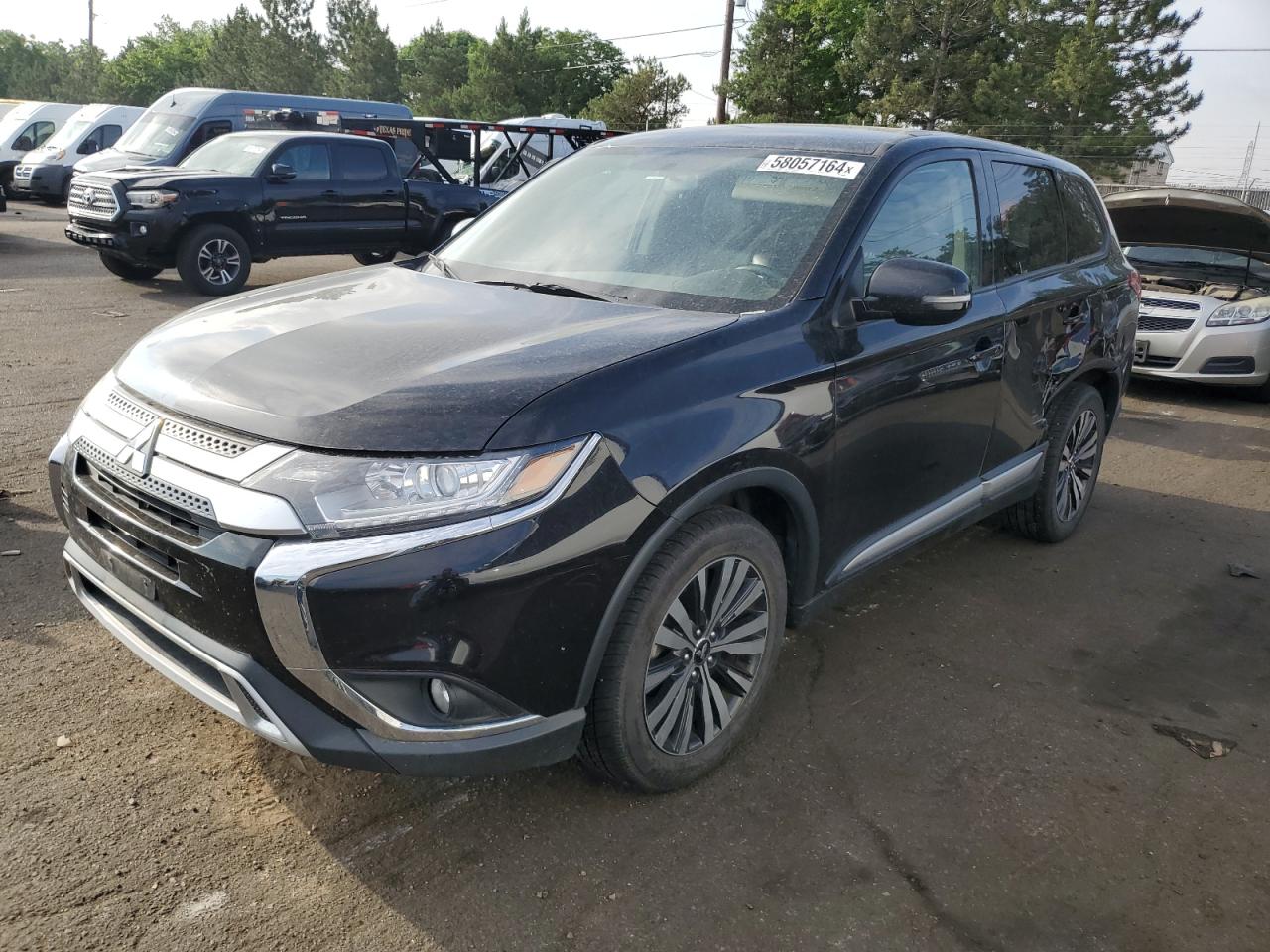 MITSUBISHI OUTLANDER 2019