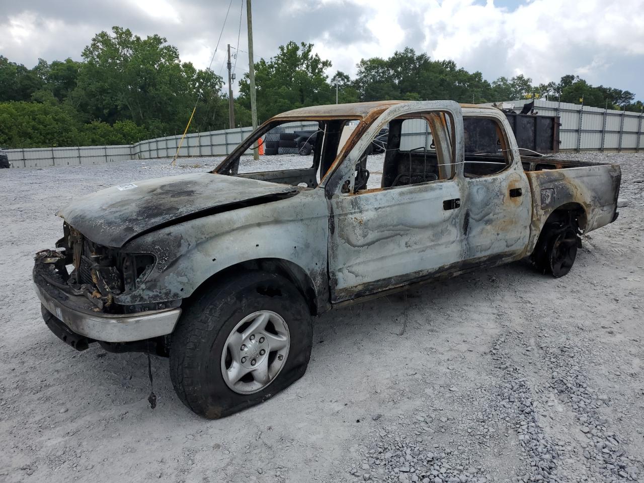 TOYOTA TACOMA DOU 2004