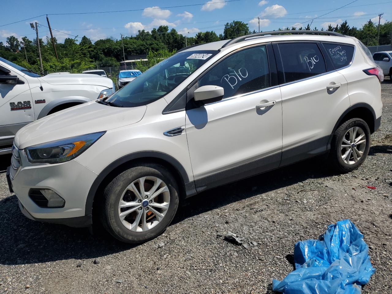 FORD ESCAPE SEL 2018