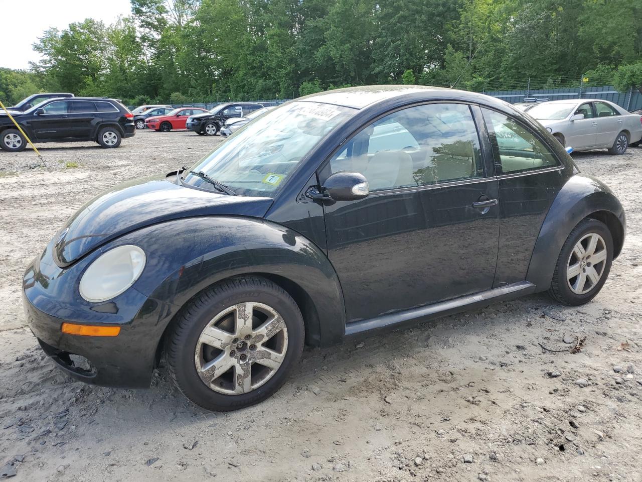 VOLKSWAGEN NEW BEETLE 2007