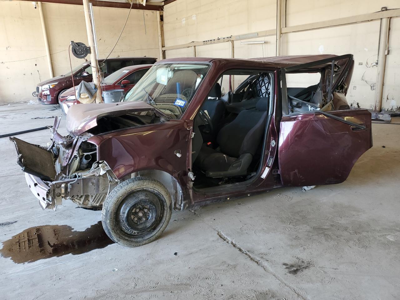 TOYOTA SCION XB 2005