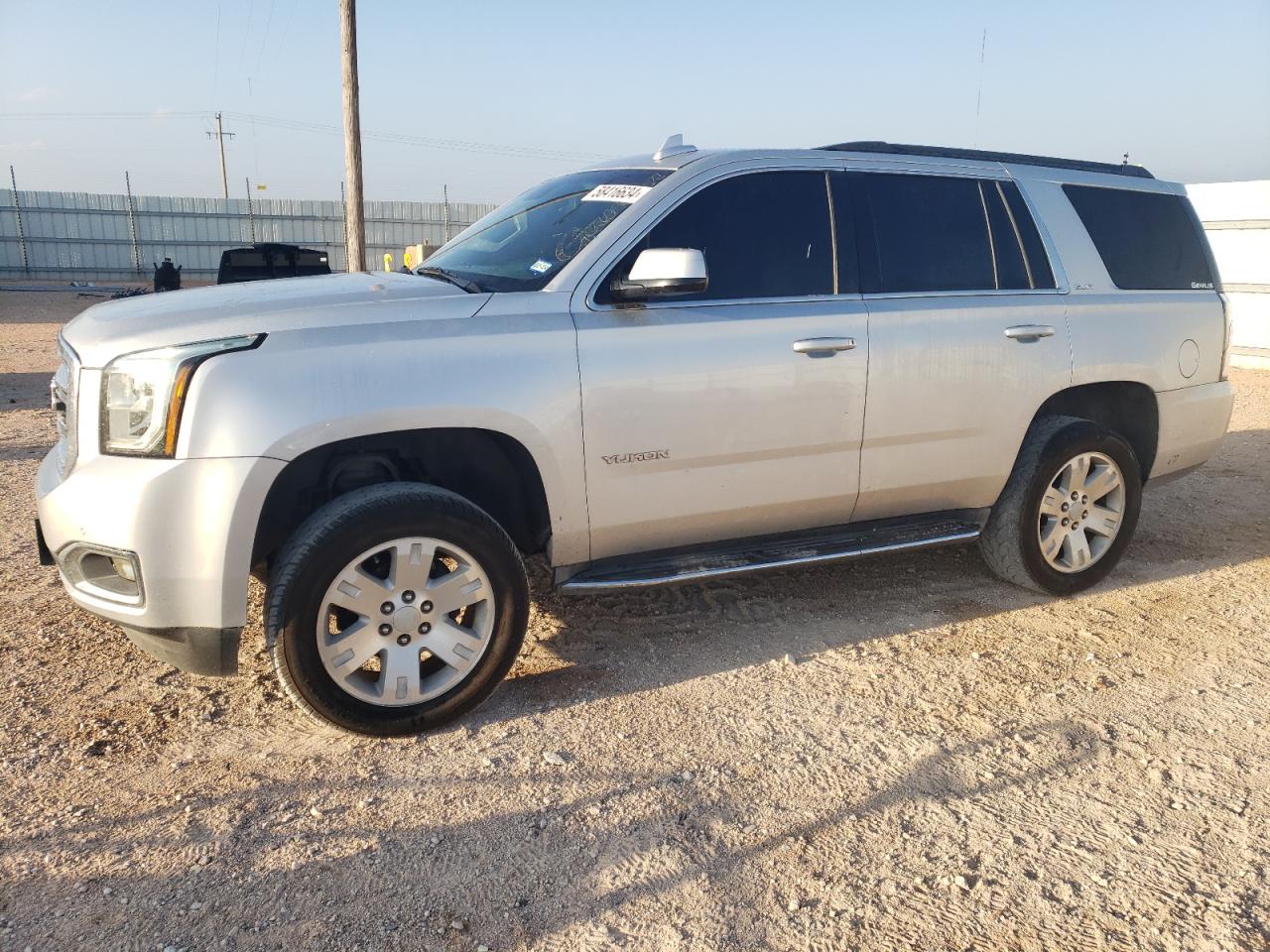 GMC YUKON SLE 2015