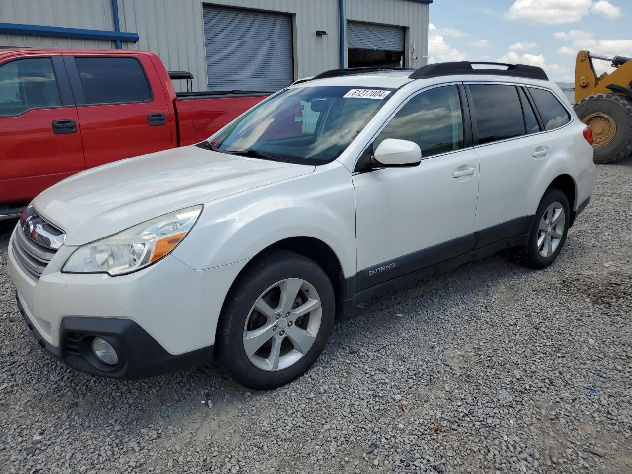 SUBARU OUTBACK 2. 2014