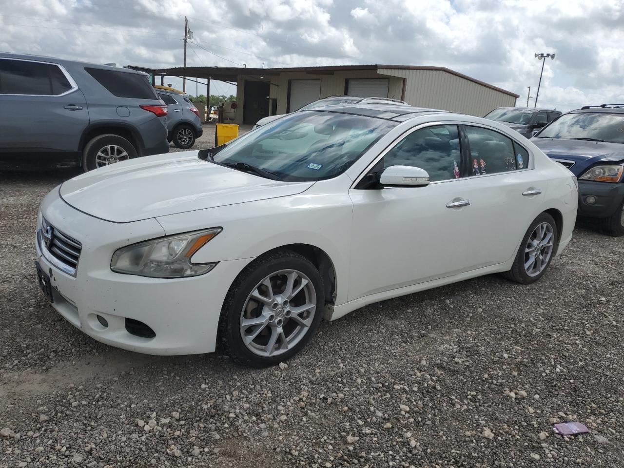 NISSAN MAXIMA S 2014