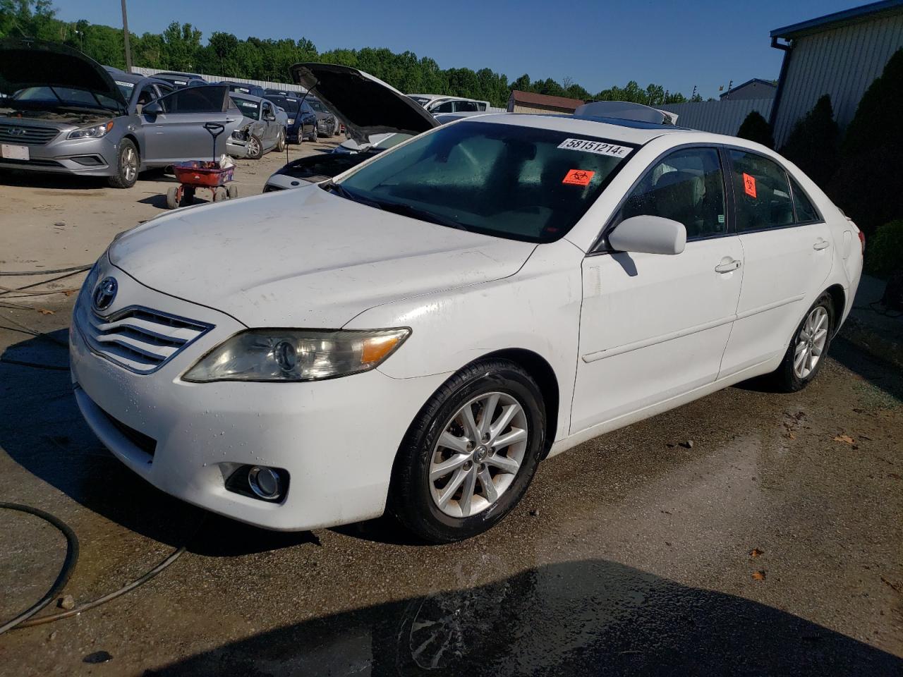 TOYOTA CAMRY BASE 2011