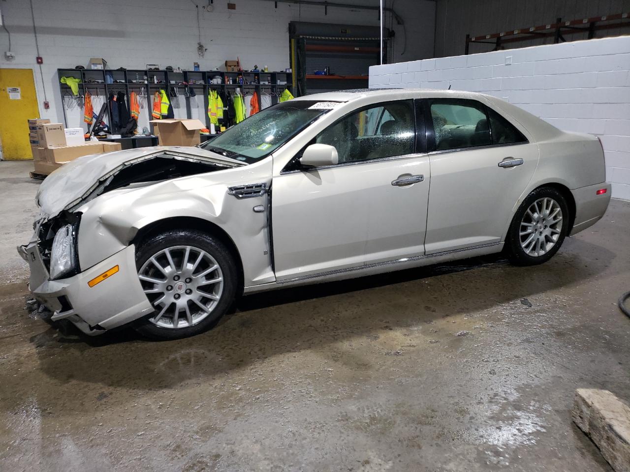 CADILLAC STS 2008
