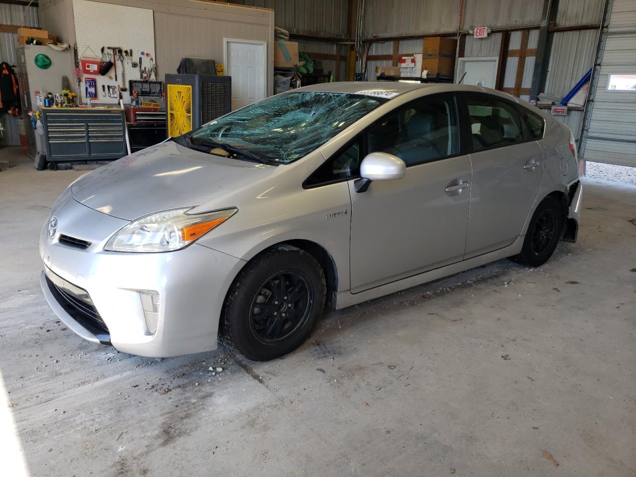 TOYOTA PRIUS 2015