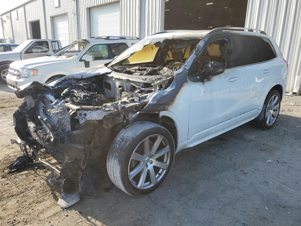 VOLVO XC90 T5 2018