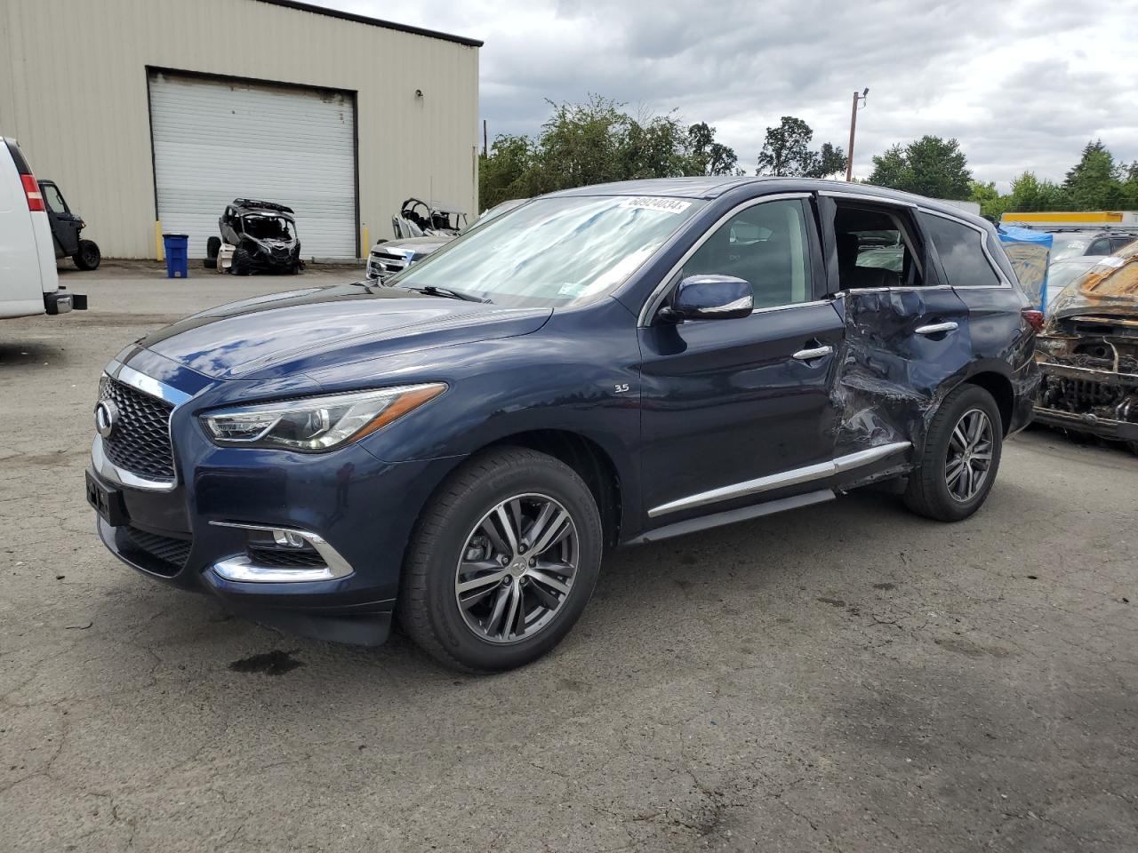 INFINITI QX60 LUXE 2019