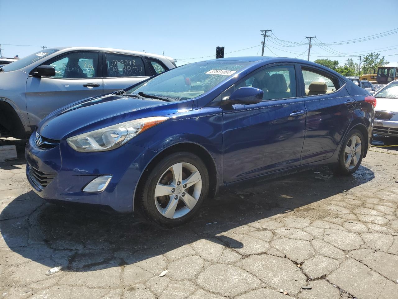 HYUNDAI ELANTRA GL 2013