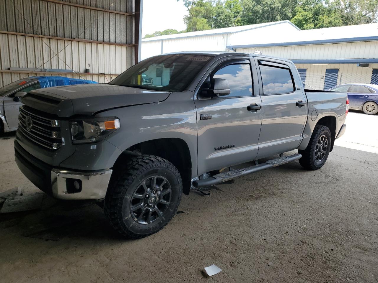 TOYOTA Tundra Cre 2021