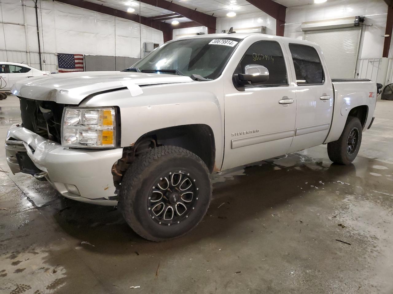 CHEVROLET 1500 2011