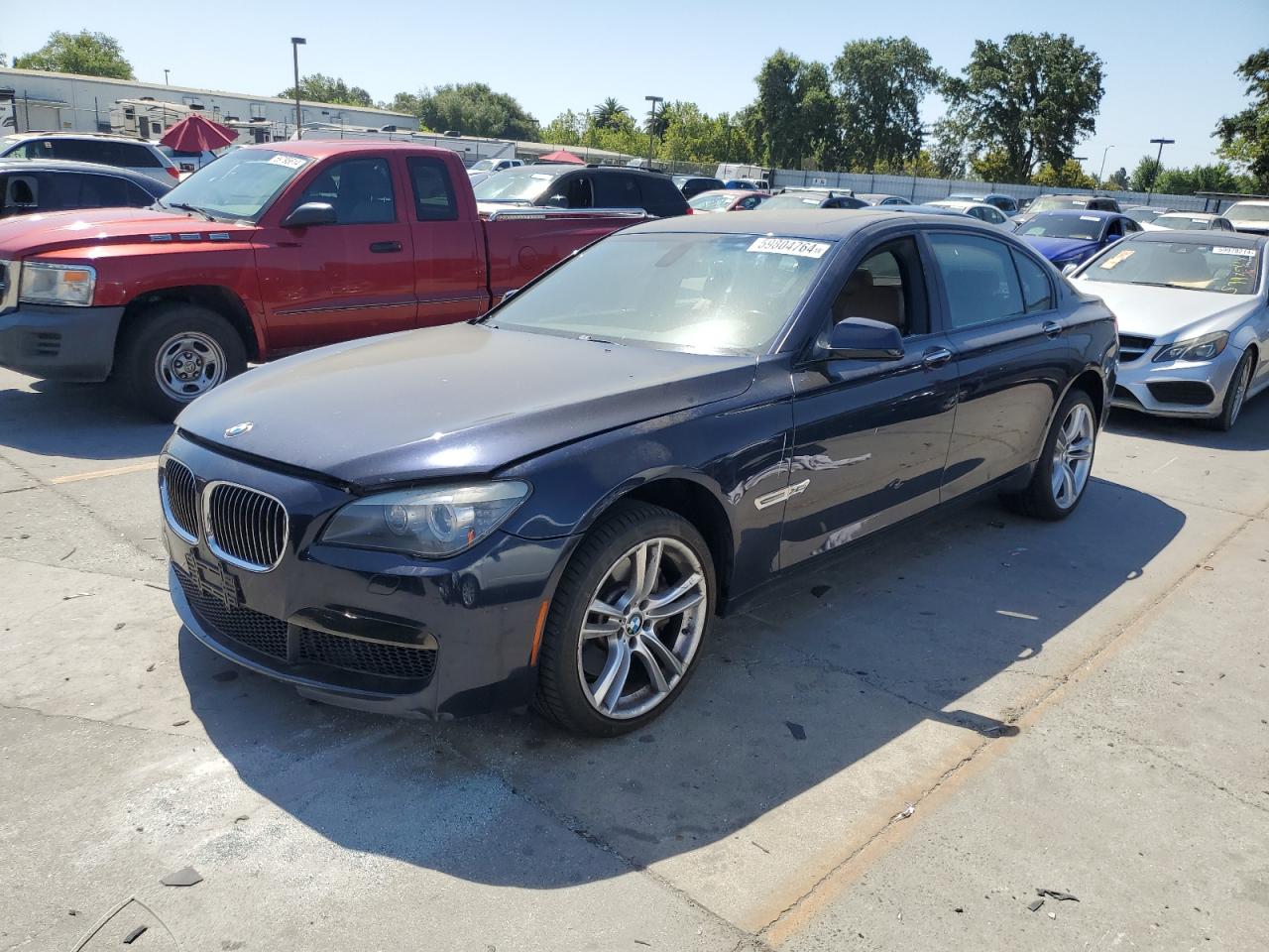 BMW 750 LXI 2011