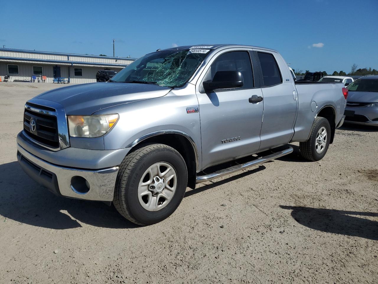 TOYOTA TUNDRA DOU 2011