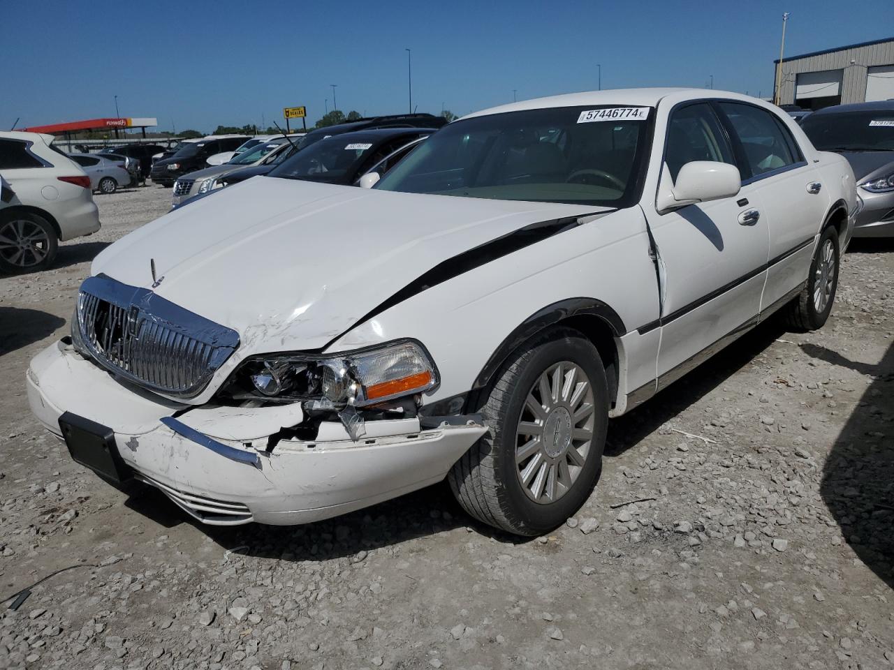 LINCOLN TOWN CAR E 2004