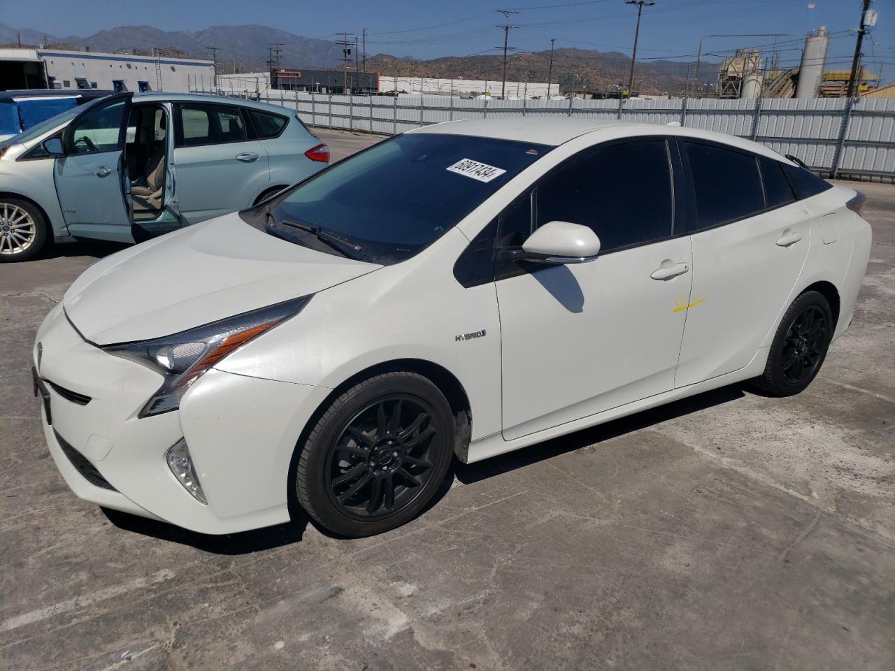 TOYOTA PRIUS 2016