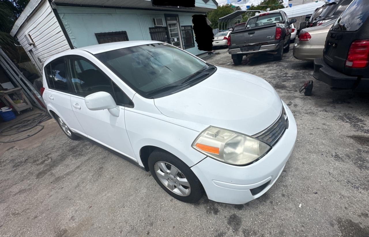 NISSAN VERSA S 2009