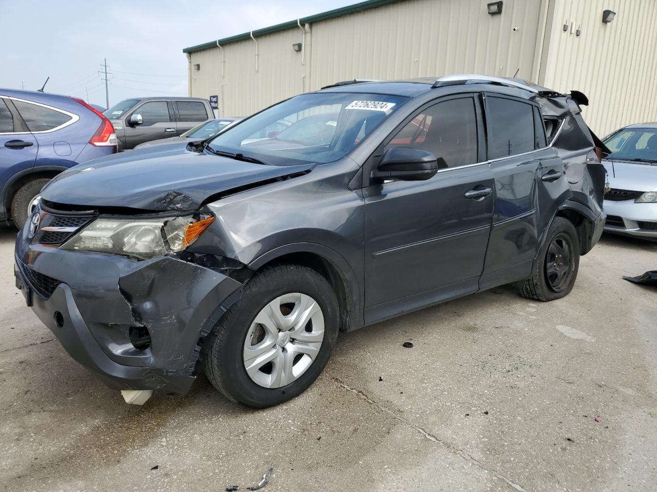 TOYOTA RAV4 LE 2015