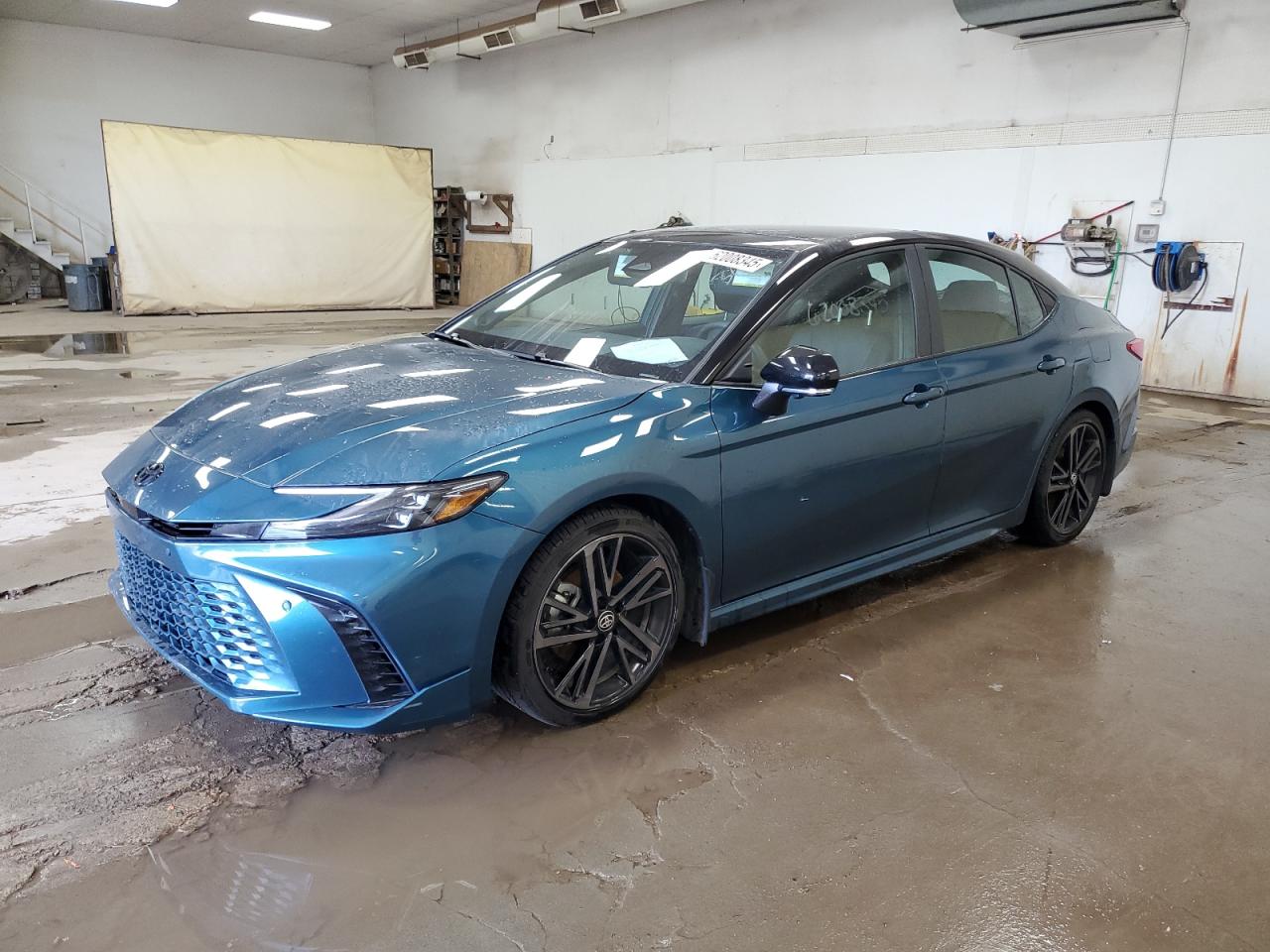 TOYOTA CAMRY XSE 2025