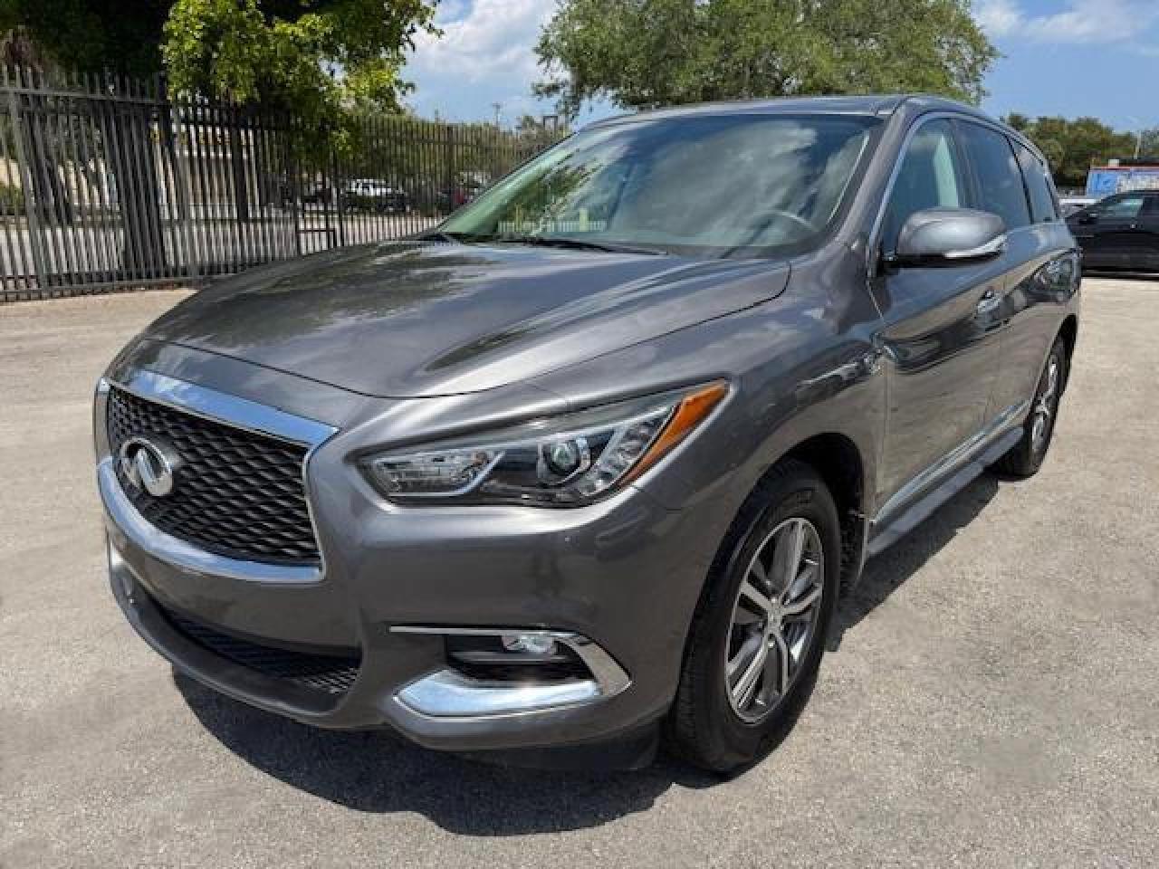 INFINITI QX60 LUXE 2020