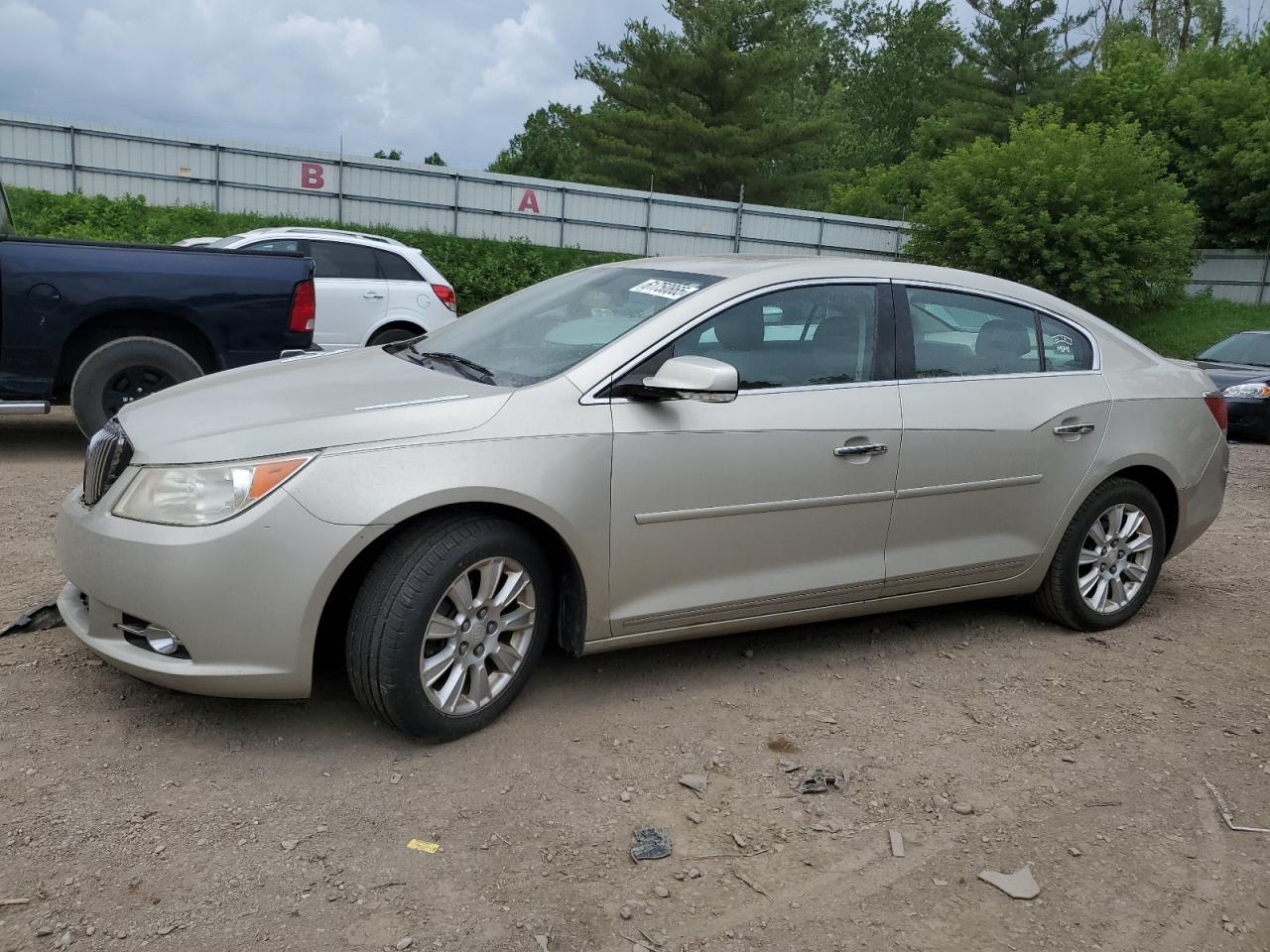 BUICK LACROSSE 2013