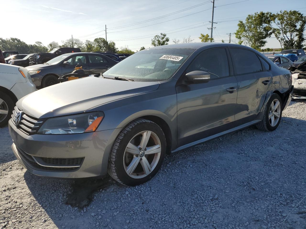 VOLKSWAGEN PASSAT SE 2013