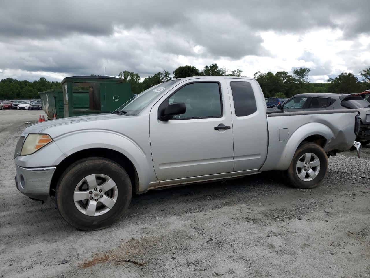 NISSAN FRONTIER S 2011