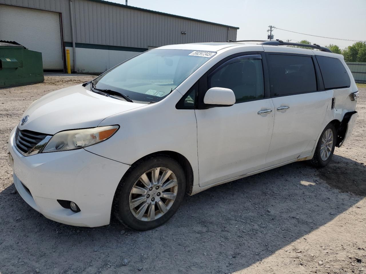 TOYOTA SIENNA XLE 2011