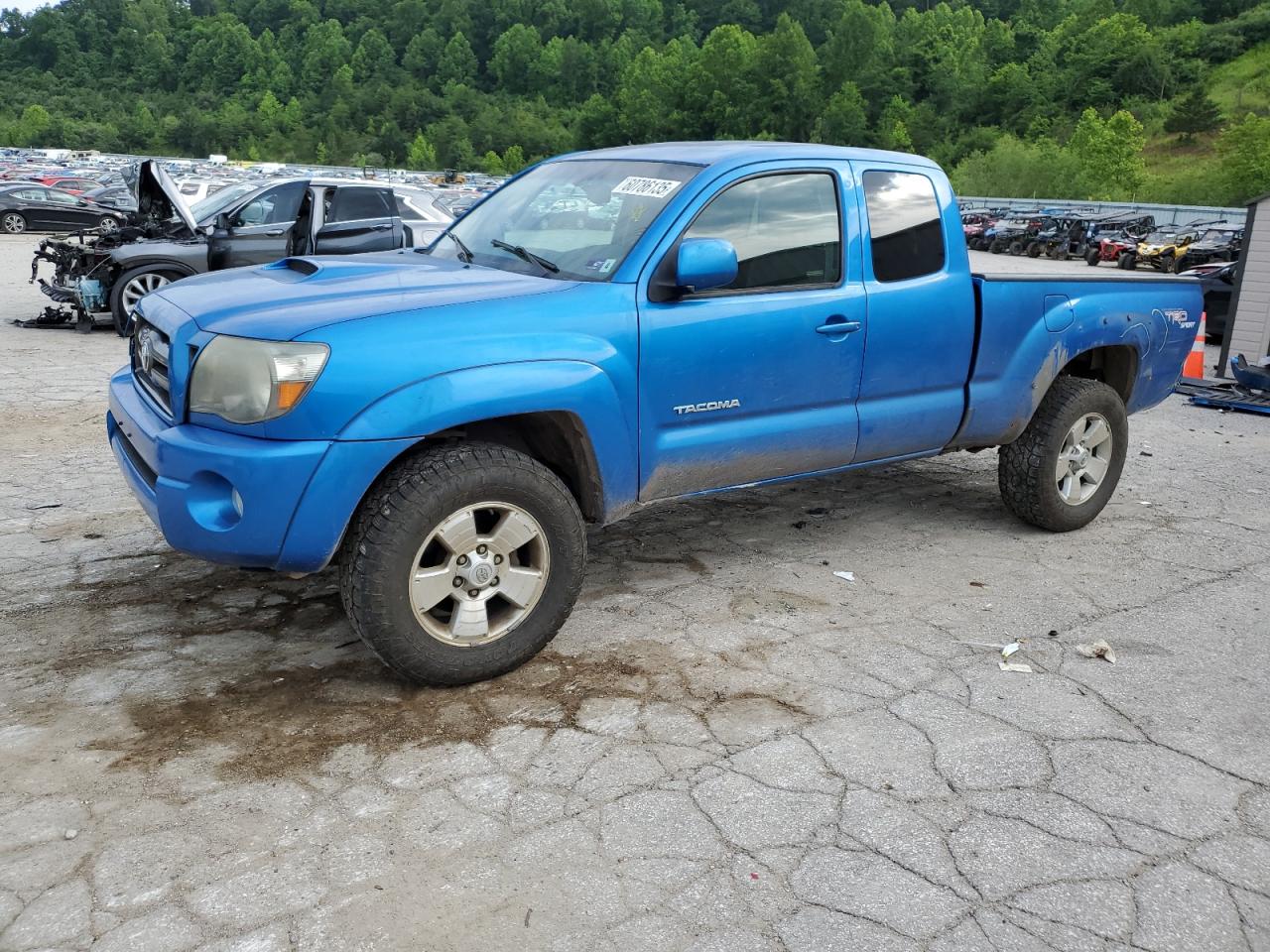 TOYOTA TACOMA ACC 2010