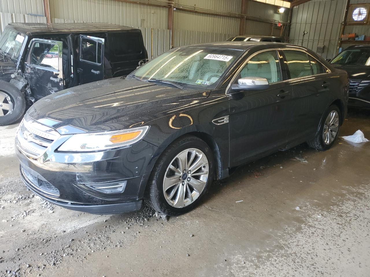 FORD TAURUS LIM 2011