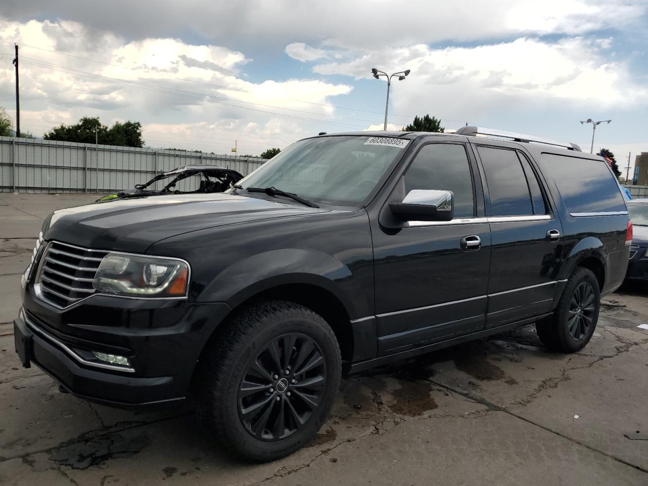 LINCOLN NAVIGATOR 2016