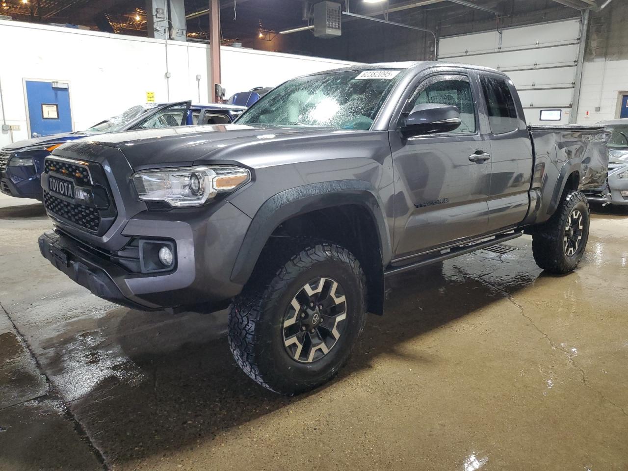 TOYOTA TACOMA ACC 2017
