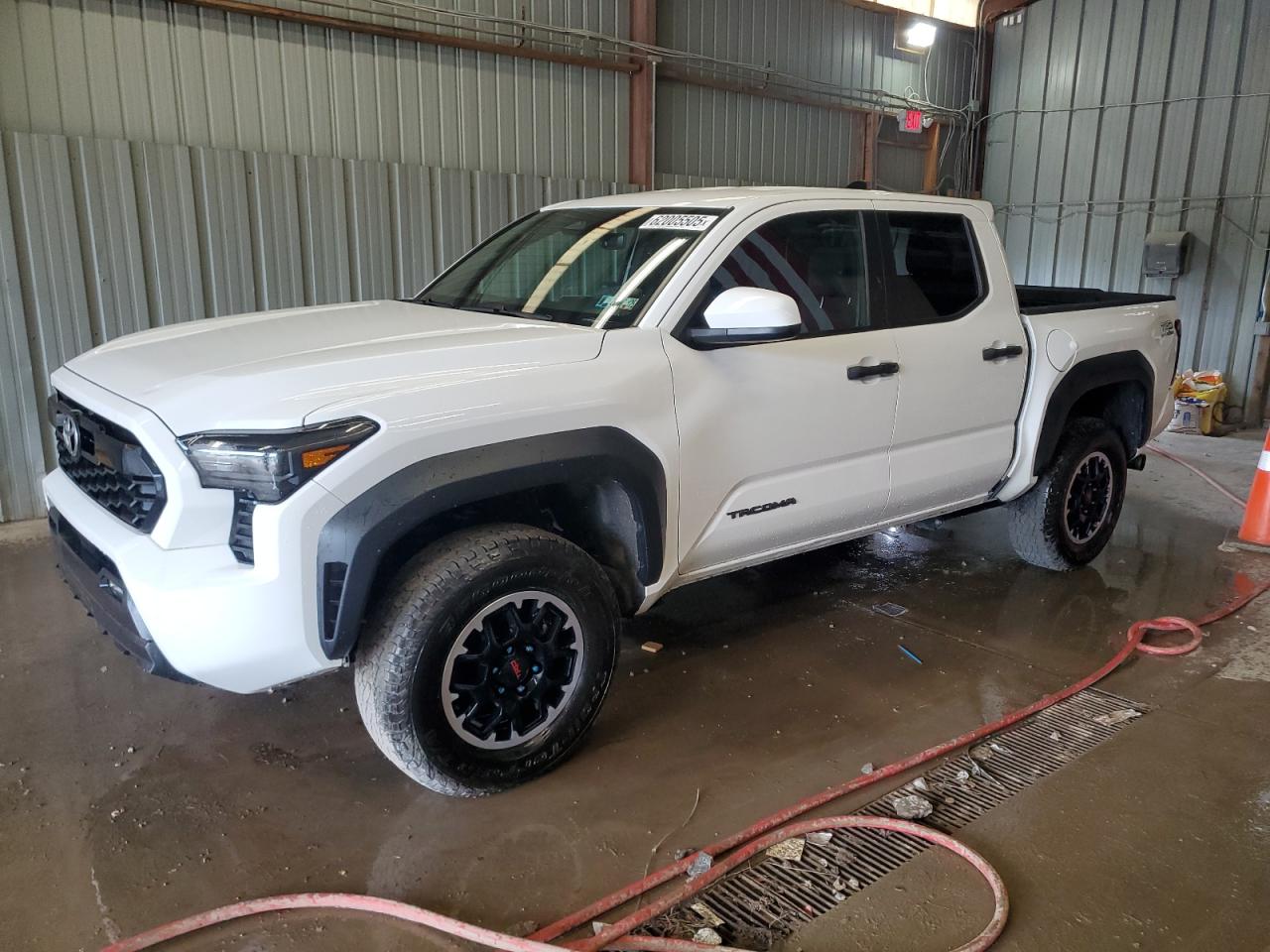 TOYOTA TACOMA DOU 2024
