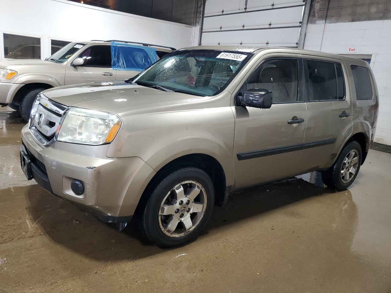HONDA PILOT LX 2010