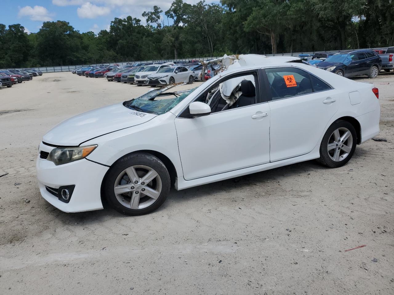 TOYOTA CAMRY BASE 2012
