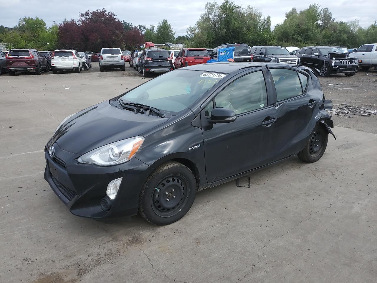 TOYOTA PRIUS C 2015