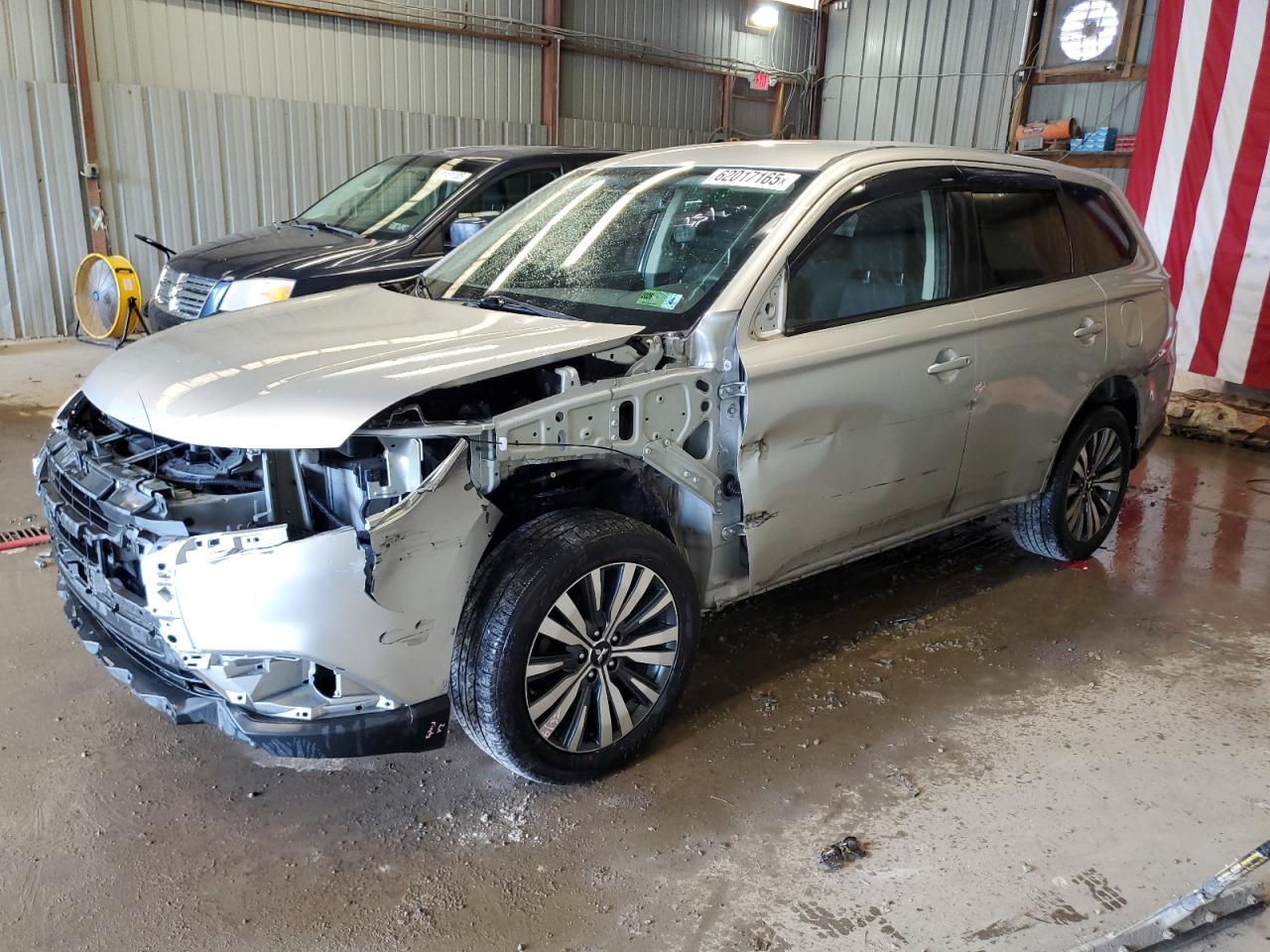 MITSUBISHI OUTLANDER 2019