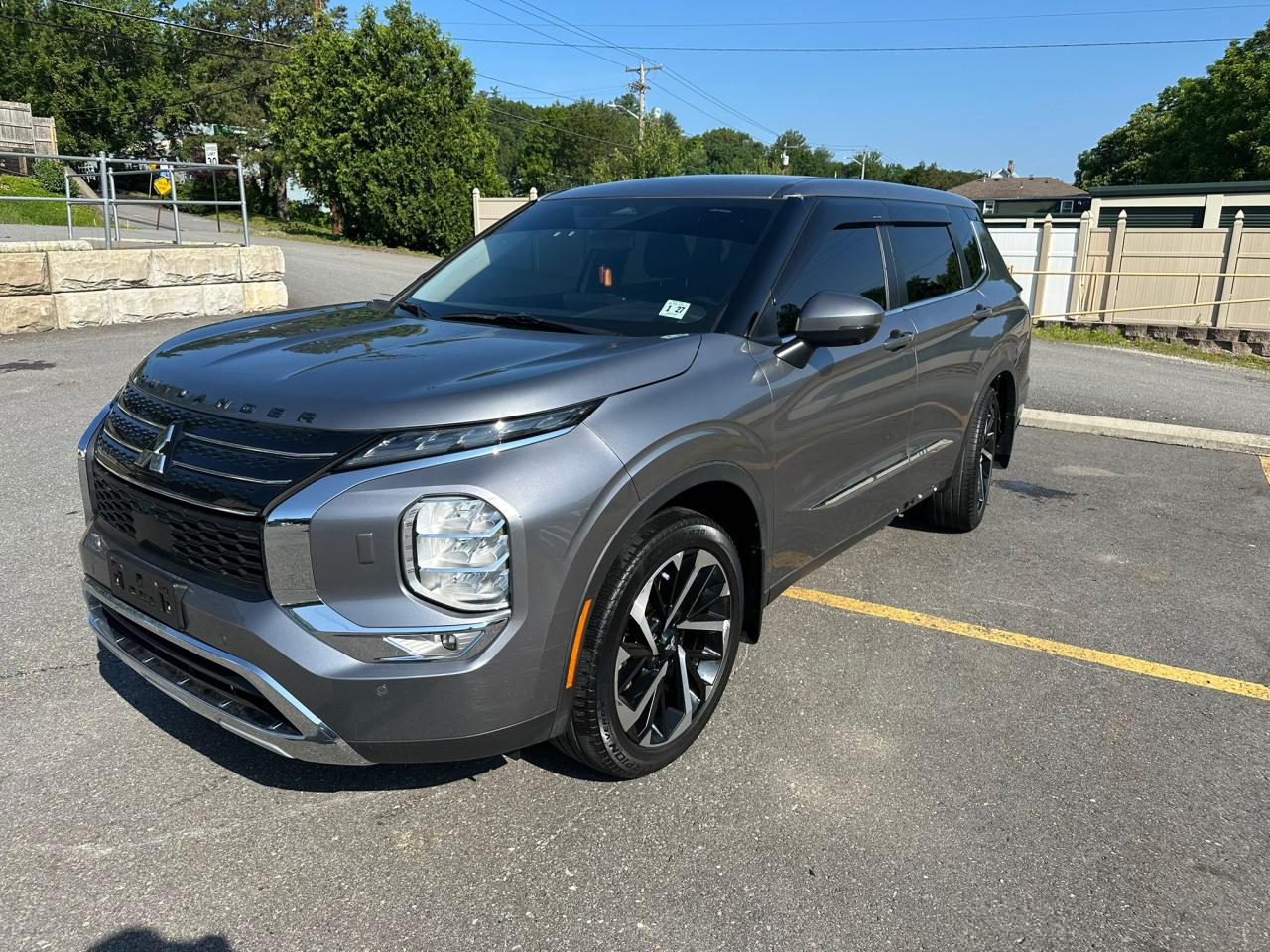 MITSUBISHI OUTLANDER 2022