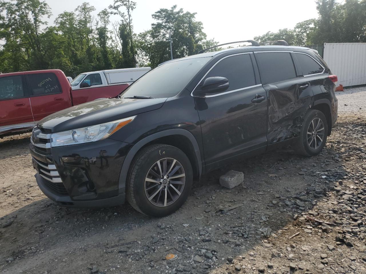 TOYOTA HIGHLANDER 2018