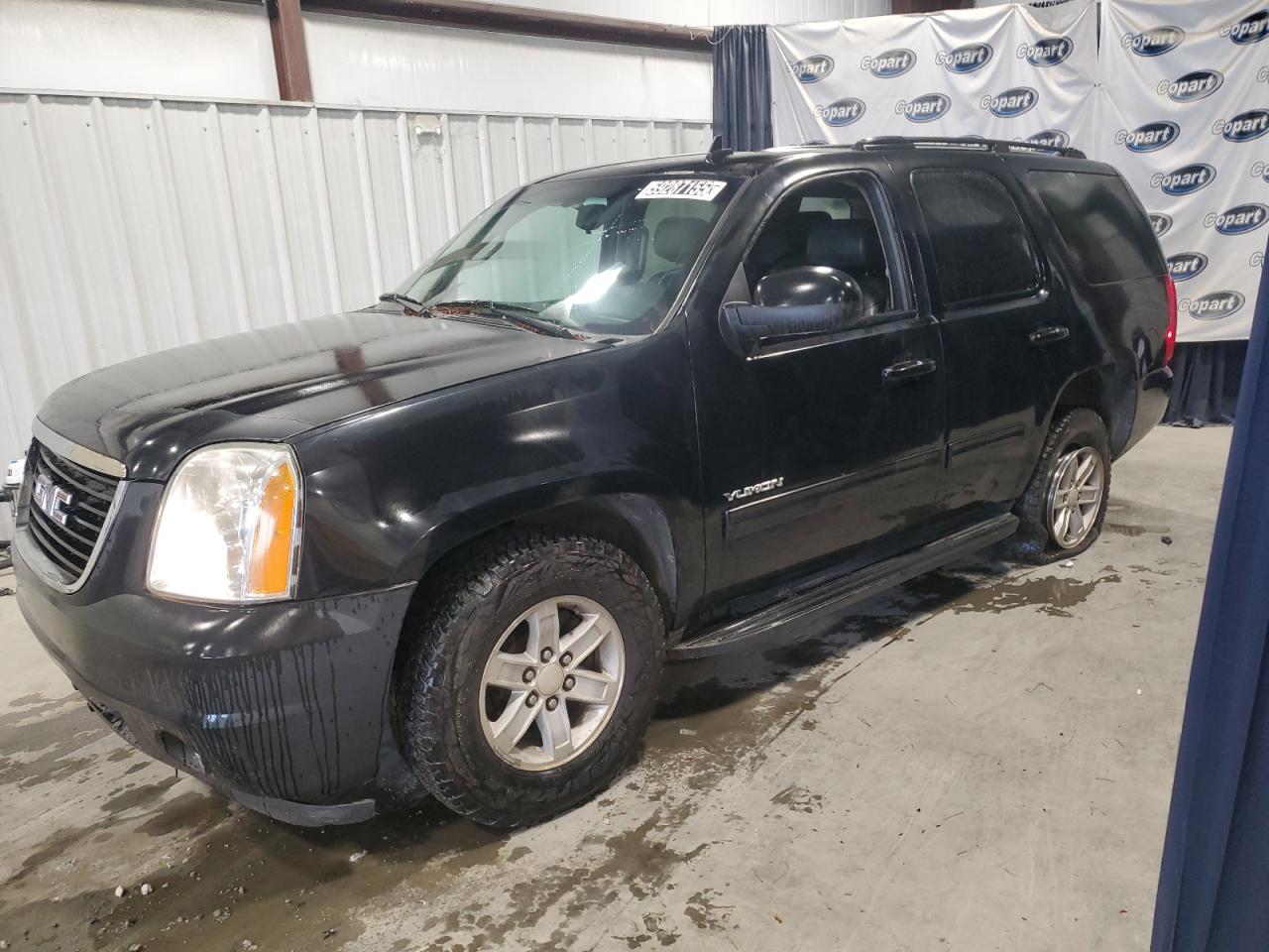 GMC YUKON SLE 2011