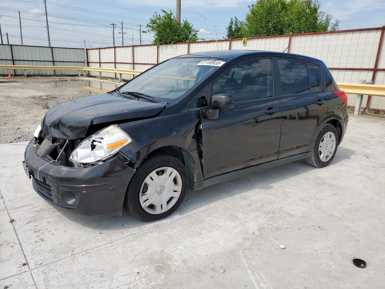 NISSAN VERSA S 2010