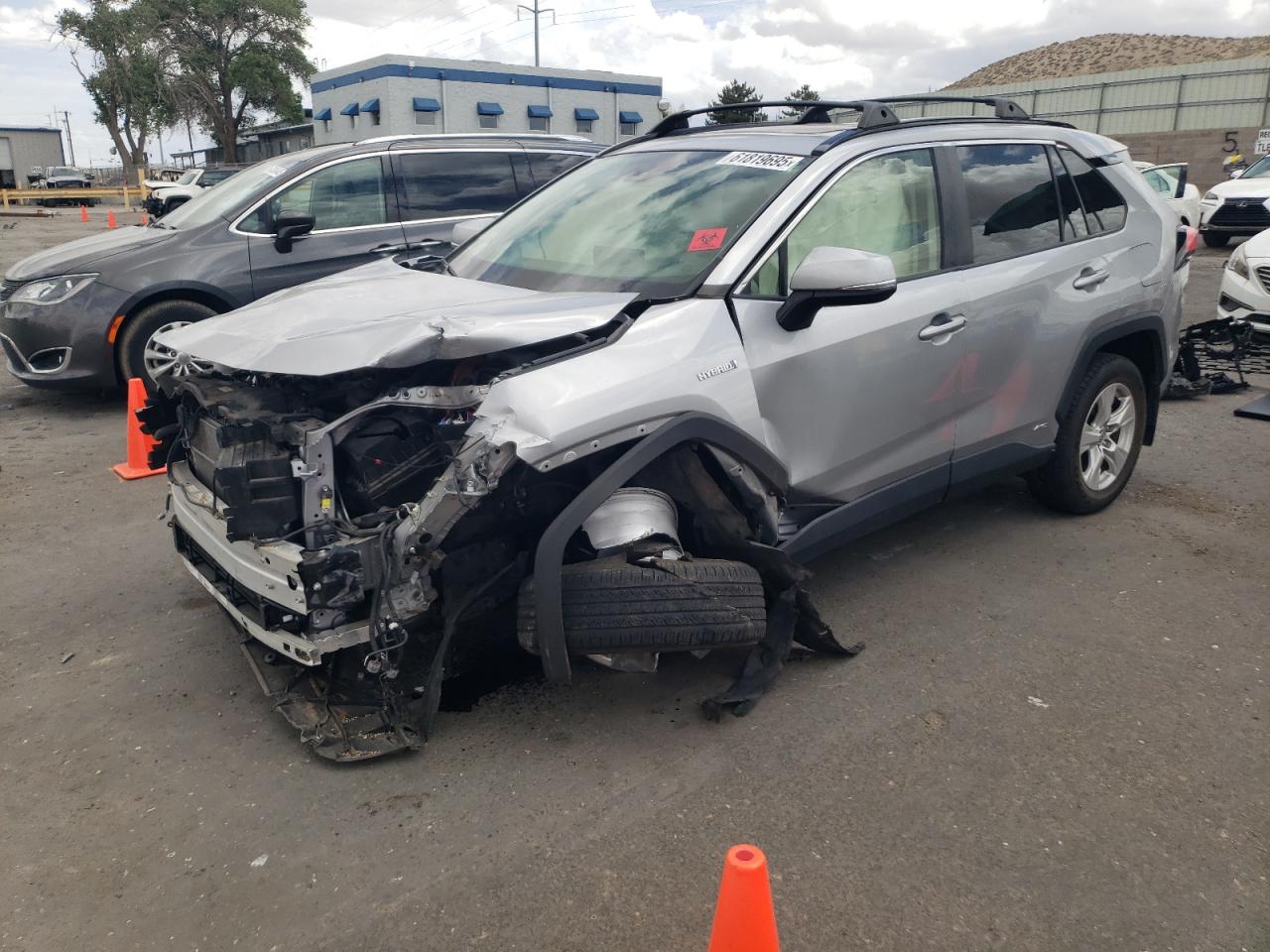 TOYOTA RAV4 XLE 2019