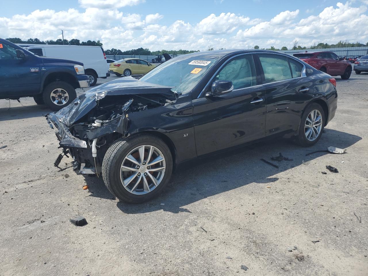 INFINITI Q50 BASE 2015